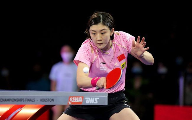 尤其面对来 尤其面对来