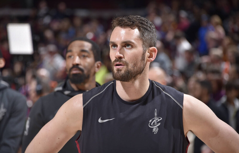 疑为球迷奉 疑为球迷奉